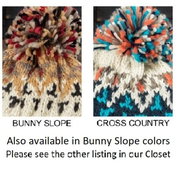 ๐ Blue / Cream Multicolor Knit Beanie w/ Cute Multicolor Pom-Pom ๐ - Picture 7 of 7